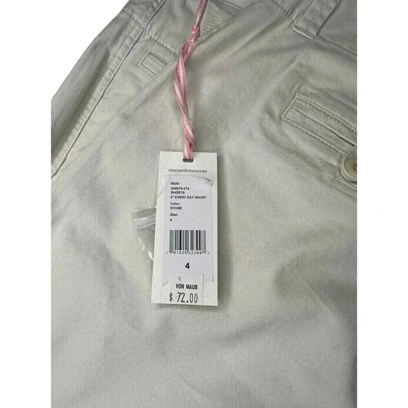 Vineyard Vines Women’s 9" Everyday Bermuda Shorts Size 4 Lot Of 2 Stone & White - Picture 5 of 6